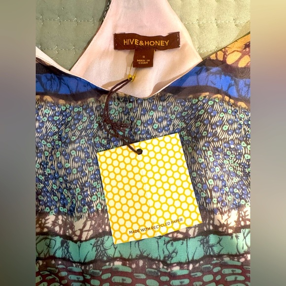 Hive & Honey Vibrant Striped Maxi Dress. Size Small. NWT - Picture 5 of 10